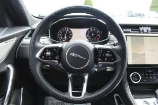 Jaguar F-PACE 2025 AWD P250 R-Dynamic S 4dr SUV