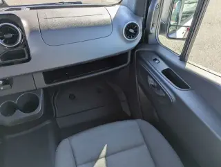 Mercedes-Benz Sprinter 2025 2500 3dr 170 in. WB High Roof Passenger Van (2.0L I4)