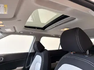 Hyundai VENUE 2026 SEL 4dr Crossover
