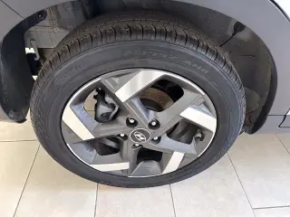 Hyundai VENUE 2026 SEL 4dr Crossover