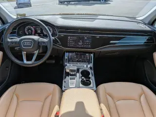 Audi Q7 2025 AWD quattro Premium 45 TFSI 4dr SUV