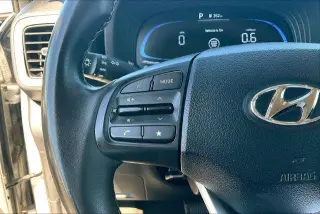 Hyundai VENUE 2025 SEL 4dr Crossover