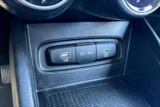 Hyundai VENUE 2025 SEL 4dr Crossover