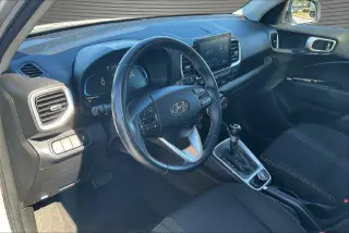 Hyundai VENUE 2025 SEL 4dr Crossover