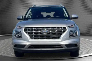 Hyundai VENUE 2025 SEL 4dr Crossover