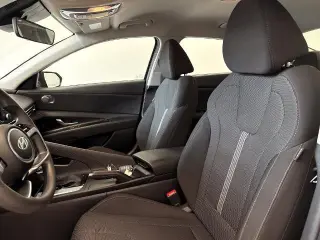 Hyundai ELANTRA 2025 SE 4dr Sedan