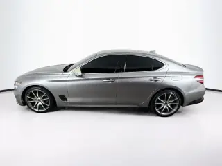Genesis G70 2023 2.0T 4dr Sedán
