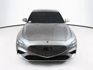 Genesis G70 2023 2.0T 4dr Sedán