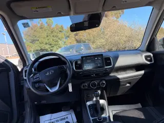 Hyundai VENUE 2020 SEL 4dr Crossover