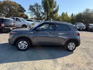 Hyundai VENUE 2020 SEL 4dr Crossover