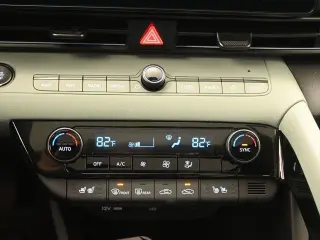 Hyundai ELANTRA Híbrido 2026 Limited Sedán de 4 puertas