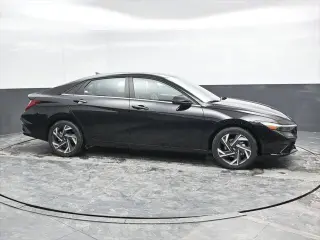 Hyundai ELANTRA Híbrido 2026 Limited Sedán de 4 puertas
