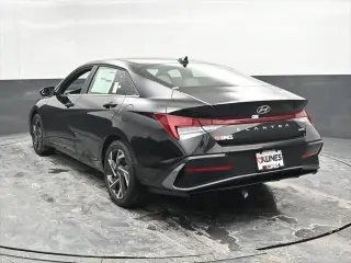 Hyundai ELANTRA Híbrido 2026 Limited Sedán de 4 puertas