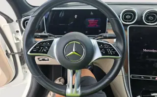 Mercedes-Benz Clase C 2025 C 300 Sedán 4 puertas