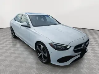Mercedes-Benz Clase C 2025 C 300 Sedán 4 puertas