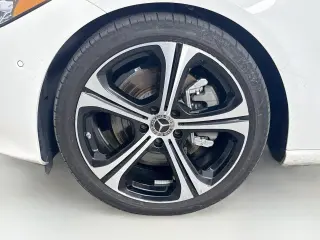 Mercedes-Benz Clase C 2025 C 300 Sedán 4 puertas