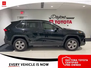 Toyota RAV4 Híbrido 2025 AWD XLE 4dr SUV
