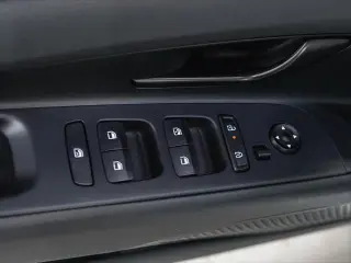 Hyundai ELANTRA Híbrido 2025 SEL Sport 4dr Sedán
