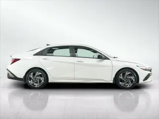 Hyundai ELANTRA Híbrido 2025 SEL Sport 4dr Sedán