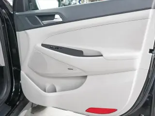 Hyundai TUCSON 2020 AWD Deportivo 4dr SUV