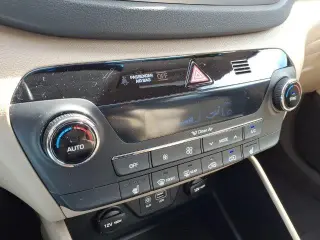 Hyundai TUCSON 2018 AWD SE 4dr SUV