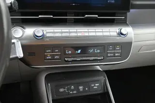 Hyundai KONA 2025 AWD Limited 4dr Crossover