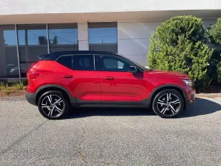 Volvo XC40 2021 AWD T5 R-Design 4dr SUV