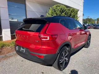 Volvo XC40 2021 AWD T5 R-Design 4dr SUV