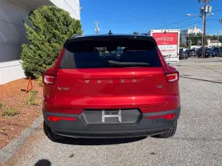 Volvo XC40 2021 AWD T5 R-Design 4dr SUV