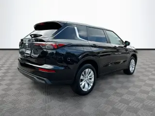 Mitsubishi Outlander 2025 AWD ES 4 SUV