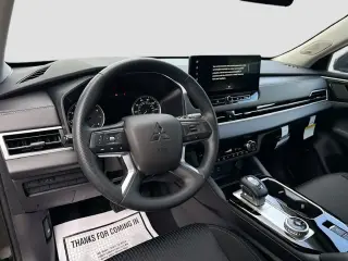 Mitsubishi Outlander 2025 AWD ES 4 SUV