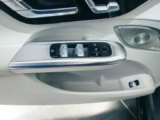 Mercedes-Benz EQE 2023 AWD EQE 500 4MATIC 4dr Sedán