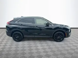 Mitsubishi Eclipse Cross 2025 AWD LE 4 puertas Crossover