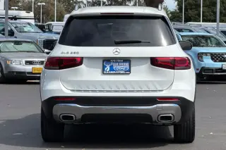 Mercedes-Benz GLB 2022 GLB 250 4dr SUV
