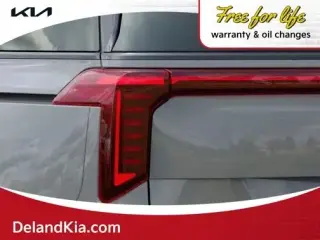 Carnaval Kia 2025 SX Prestige 4dr Mini-Van