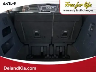 Carnaval Kia 2025 SX Prestige 4dr Mini-Van