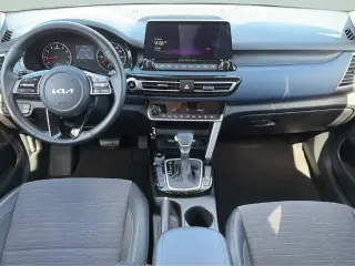 Kia Seltos 2023 S 4dr SUV