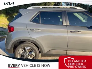 Hyundai VENUE 2026 SEL 4dr Crossover