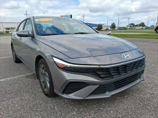 Hyundai ELANTRA 2024 SEL 4dr Sedan