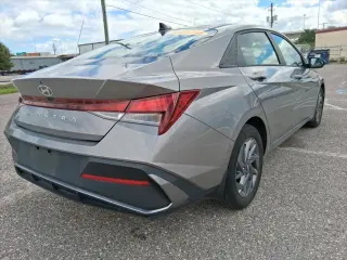 Hyundai ELANTRA 2024 SEL 4dr Sedan