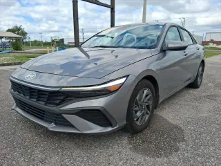 Hyundai ELANTRA 2024 SEL 4dr Sedan