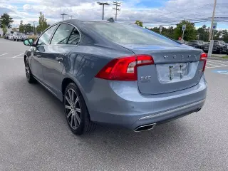 Volvo S60 2018 AWD T5 Inscripción 4dr Sedan