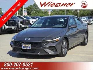 Hyundai Elantra 2024 SEL sedán 4 puertas