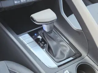 Hyundai Elantra 2024 SEL sedán 4 puertas