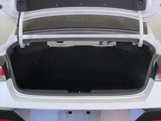 Hyundai ELANTRA 2024 Limited Sedán 4 puertas