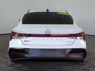 Hyundai ELANTRA 2024 Limited Sedán 4 puertas