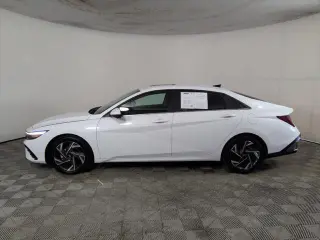 Hyundai ELANTRA 2024 Limited Sedán 4 puertas