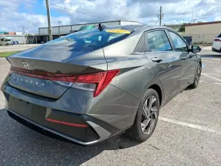 Hyundai ELANTRA 2025 SEL Convenience 4dr Sedán