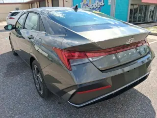 Hyundai ELANTRA 2025 SEL Convenience 4dr Sedán