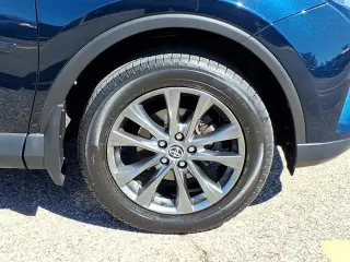 Toyota RAV4 híbrido 2017 AWD Limited 4dr SUV